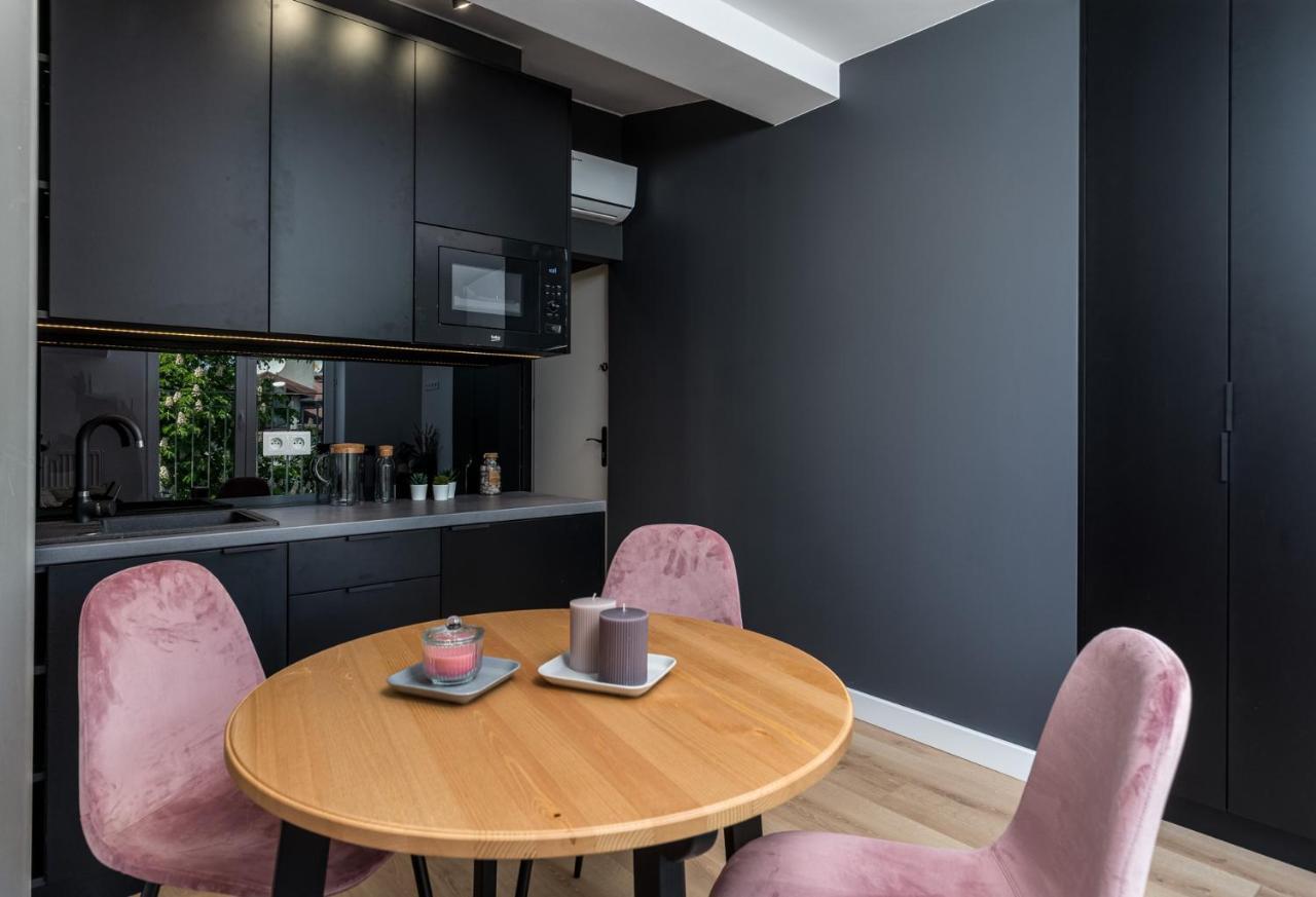 קרקוב Smart Apartments - Old Town & Main Train Station - By Upstairs מראה חיצוני תמונה