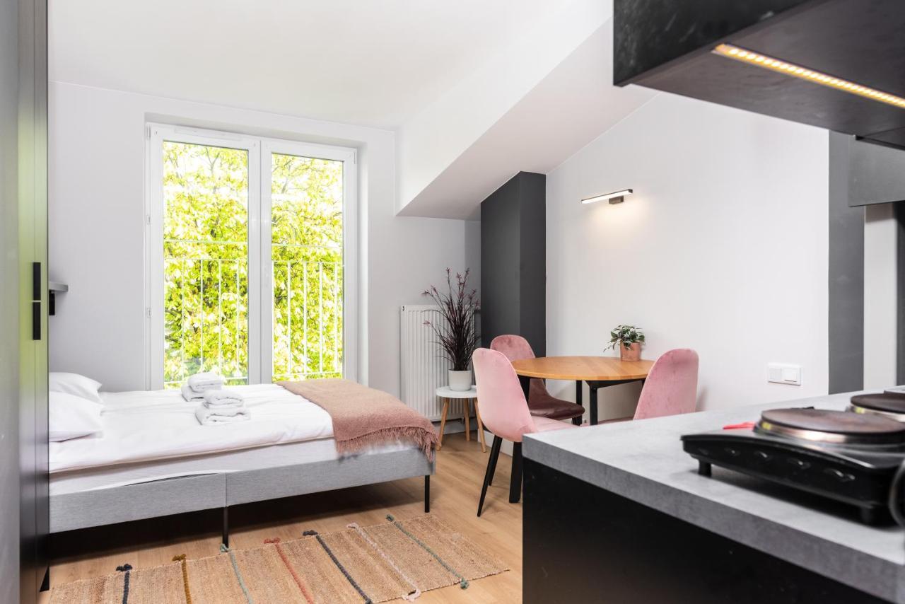 קרקוב Smart Apartments - Old Town & Main Train Station - By Upstairs מראה חיצוני תמונה