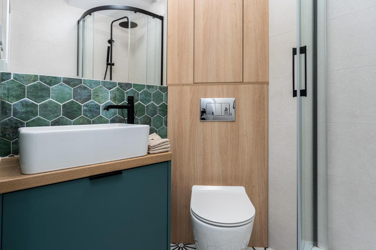 קרקוב Smart Apartments - Old Town & Main Train Station - By Upstairs מראה חיצוני תמונה